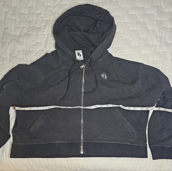 Nike Hooded Sweatshirt - Picture 3 of 7